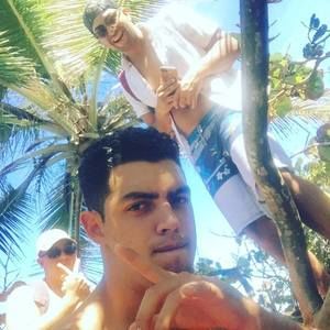 Meet your Posher, Christopher